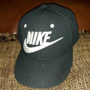 Nike swish cap